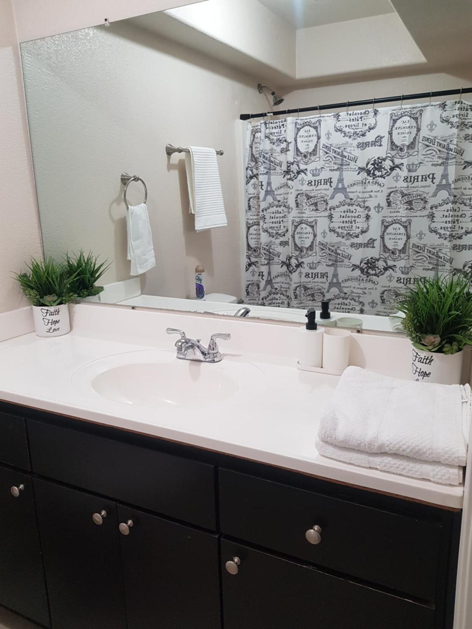 4 Bedrooms & 2.5 Bathrooms In La Los Angeles Zewnętrze zdjęcie