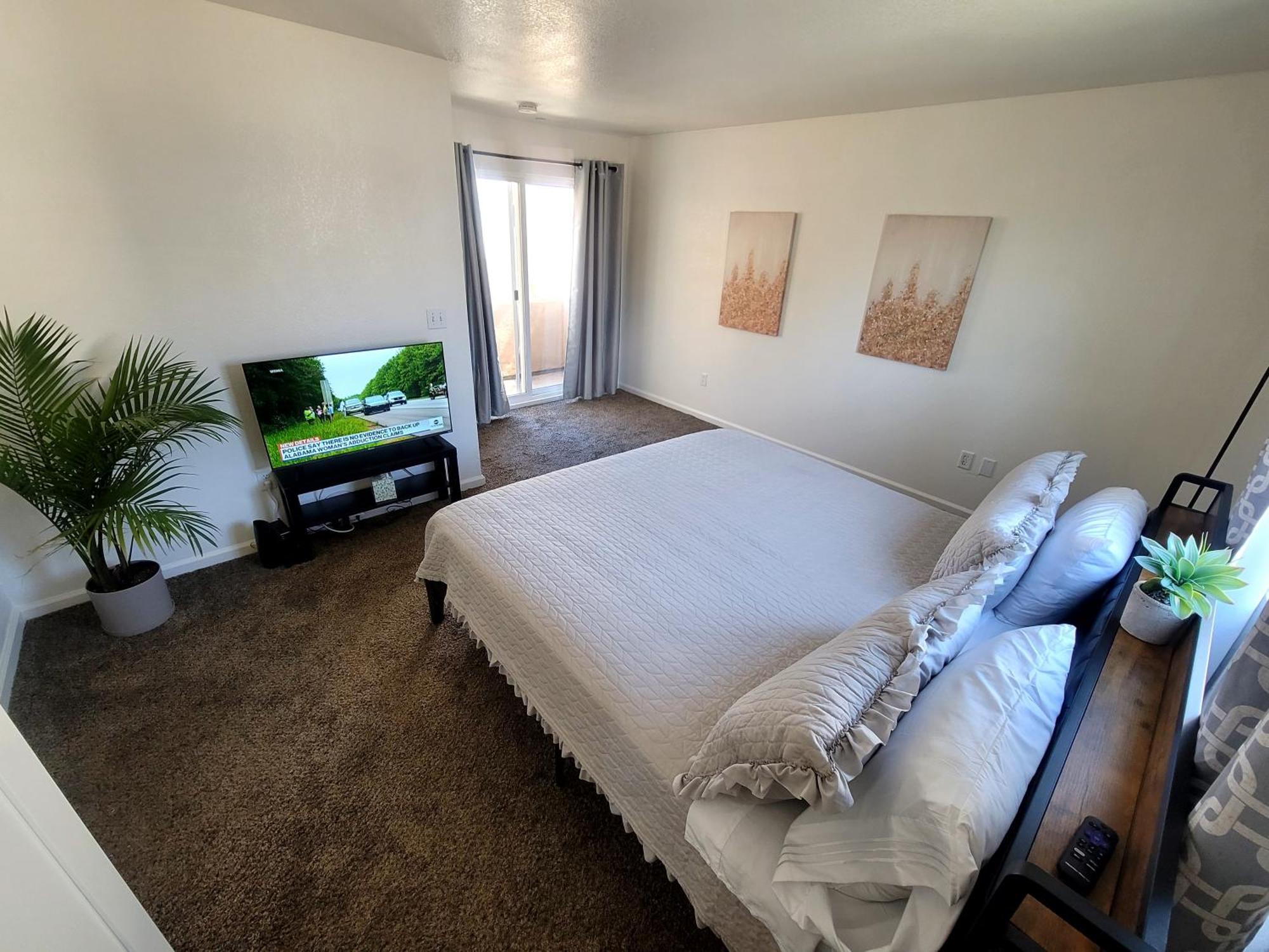 4 Bedrooms & 2.5 Bathrooms In La Los Angeles Zewnętrze zdjęcie