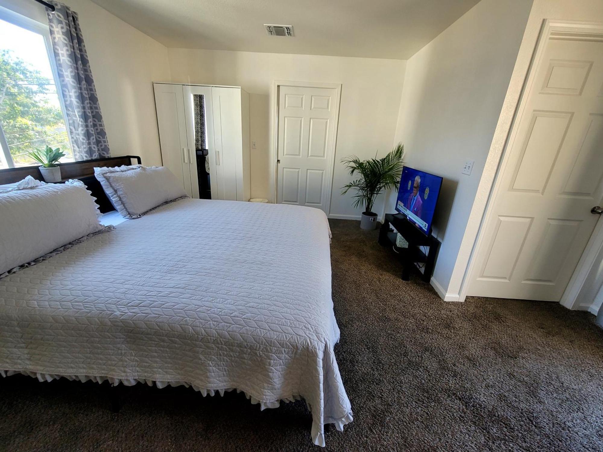 4 Bedrooms & 2.5 Bathrooms In La Los Angeles Zewnętrze zdjęcie